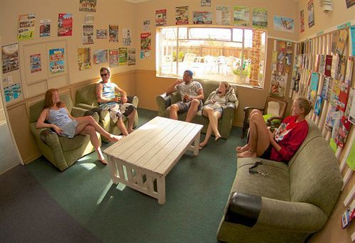 Jeffreys Bay Backpackers Exterior photo